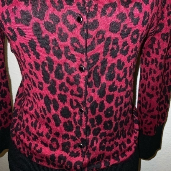 Express Red Leopard cardigan - Picture 4 of 6